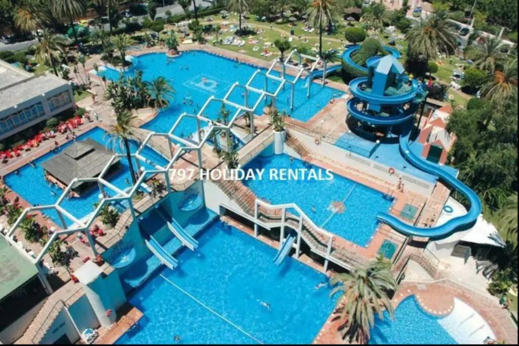 797 Holiday Rentals- Precioso Piso Con Vistas Al Jardin En Benalbeach Benalmadena Exterior photo
