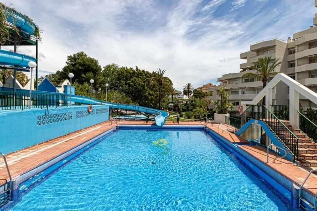 797 Holiday Rentals- Precioso Piso Con Vistas Al Jardin En Benalbeach Benalmadena Exterior photo